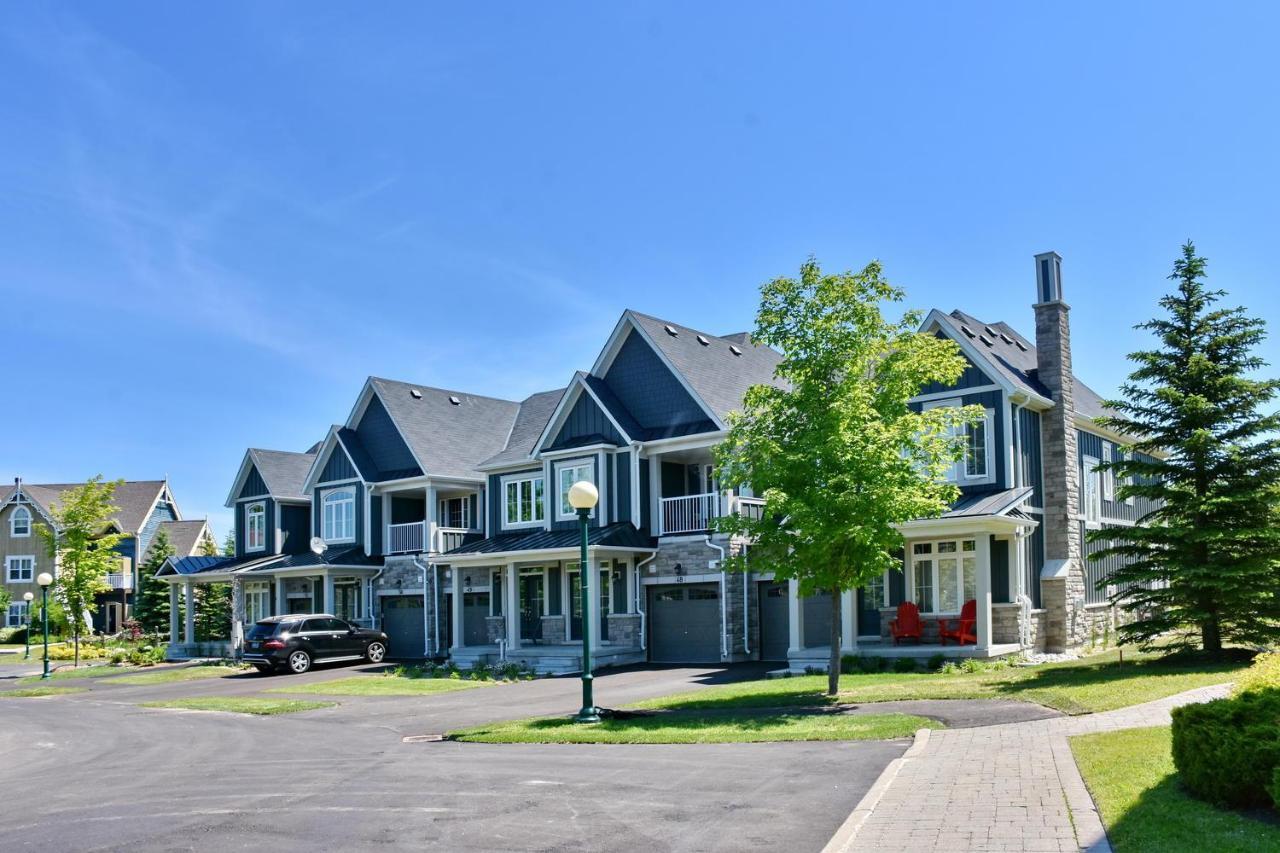 New Blue Mountain Village Snowbridge Executive Townhome Sleeps 10 With Outdoor Pool And Shuttle Nottawa Esterno foto