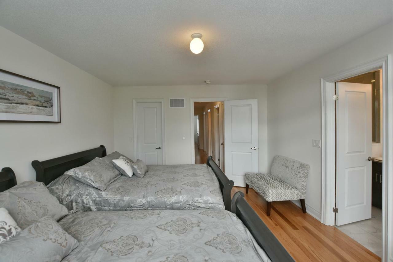New Blue Mountain Village Snowbridge Executive Townhome Sleeps 10 With Outdoor Pool And Shuttle Nottawa Esterno foto