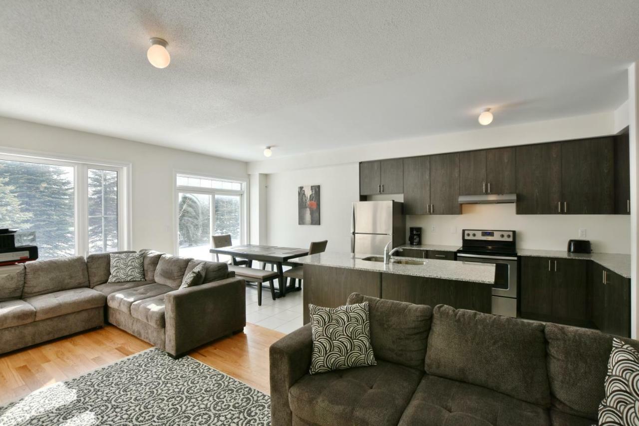 New Blue Mountain Village Snowbridge Executive Townhome Sleeps 10 With Outdoor Pool And Shuttle Nottawa Esterno foto